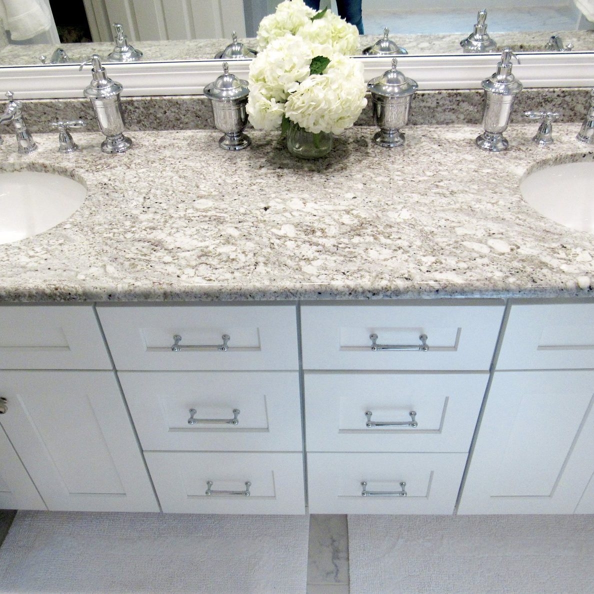 Custom bathroom cabinets Phenix City Alabama